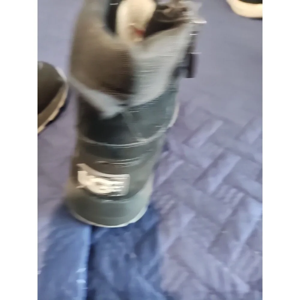 UGG KIDS TURLOCK WP BLACK BOOTS SIZE: 3K STYLE: 1103505K